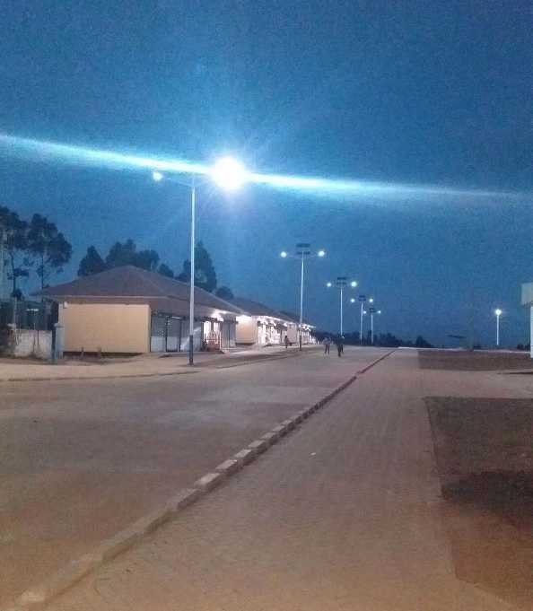 开州区非洲科特迪瓦太阳能路灯工程